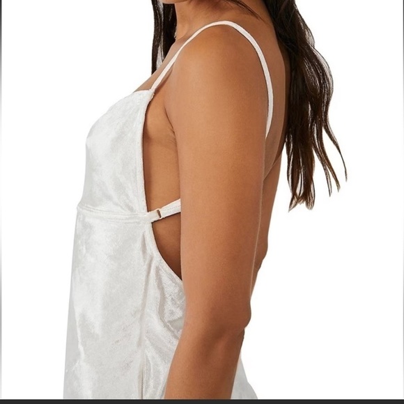 Free People All Night Velvet Tunic Camisole Top Champagne Cream Size XS - Picture 2 of 7